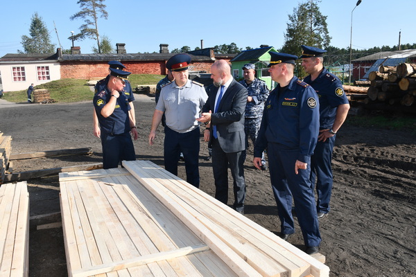 Руководитель Аппарата Правительства Псковской области Андрей Вьюнов посетил ИК-6 регионального УФСИН 