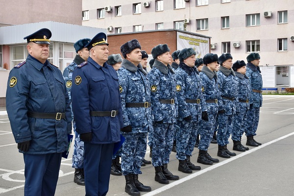 На базе Самарского юридического института ФСИН России прошел третий этап смотра-конкурса на лучшего начальника караула специальных подразделений по конвоированию уголовно-исполнительной системы 